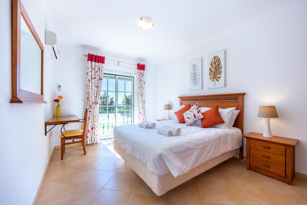 Algarve Golf And Relaxation Apartment Praia Da Luz Luaran gambar